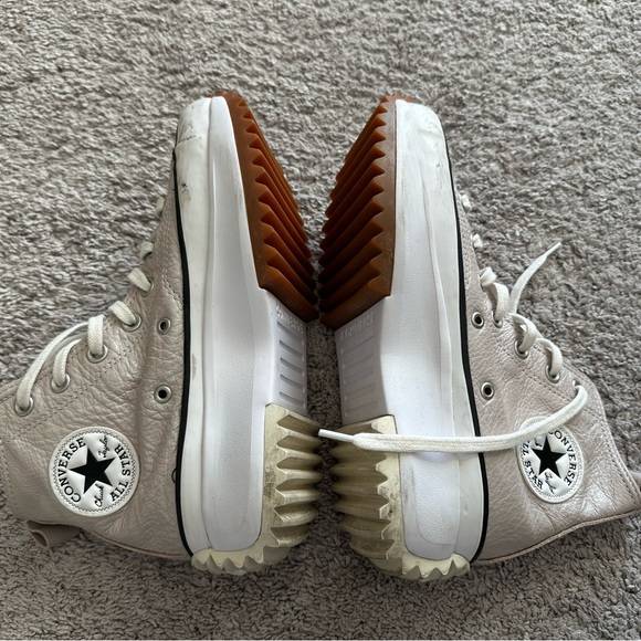 Converse run star hike platform White and Cream High-Top Sneakers - Picture 1 of 6